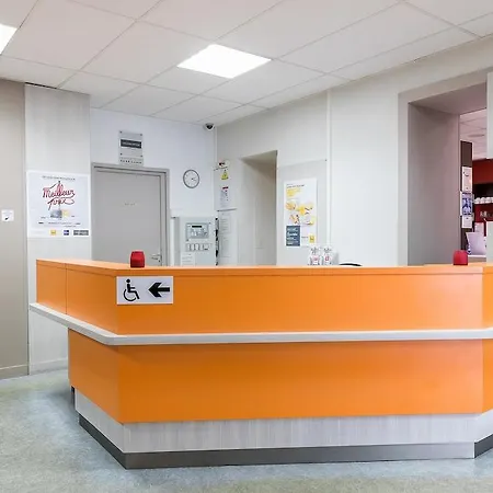 De L'univers Hotel